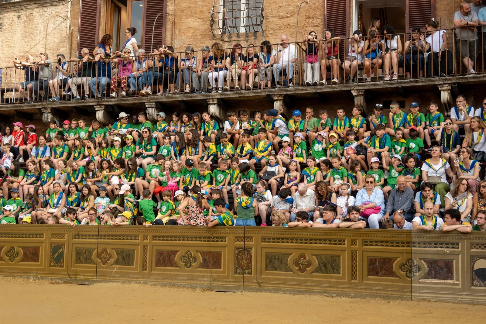Palio di Siena: historische paardenrace op Piazza del Campo in Siena